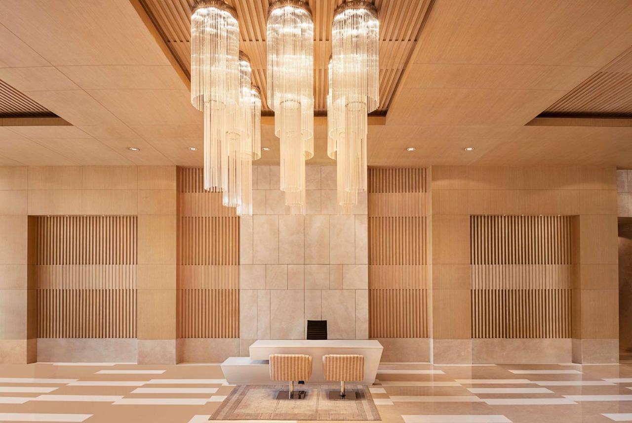 阿姆利则丽笙酒店 外观 照片 The lobby of the hotel