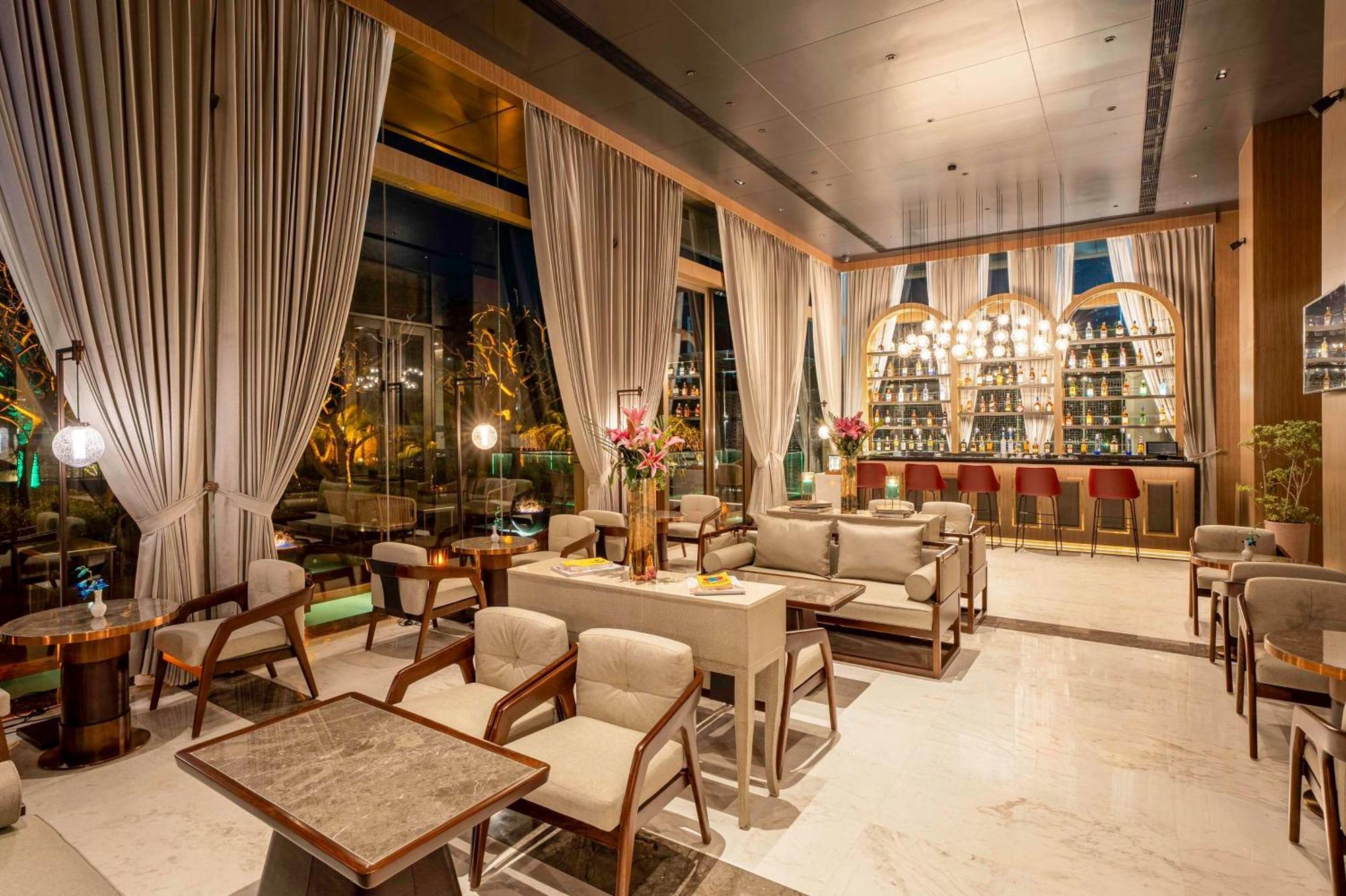 阿姆利则丽笙酒店 外观 照片 The Bar